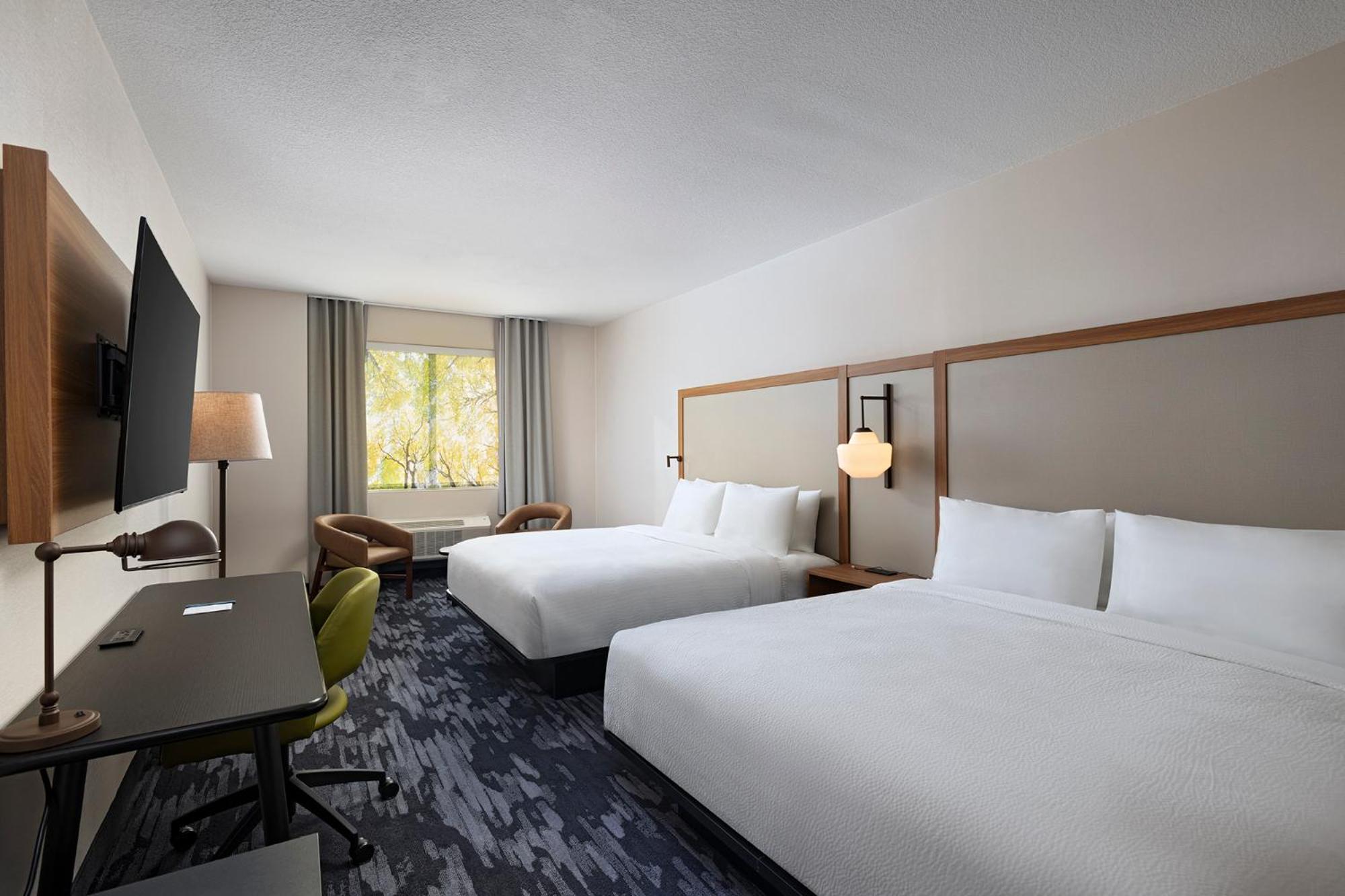 Fairfield By Marriott Inn & Suites Хилсборо Экстерьер фото
